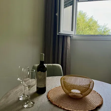Relax Under The Mulberry Tree Apartment Istro Exterior photo